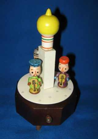 Vintage Music Box Wind Up Mechanical Spinning Rotating Musicians