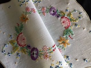 Gorgeous Vintage Linen Hand Embroidered Tray Cloth Pretty Florals
