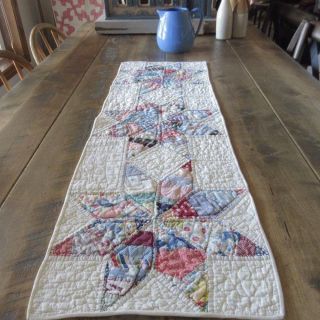 Scrappy Feedsack Stars Vintage 30s Farmhouse Quilt Table Runner 40x12 1/2 "