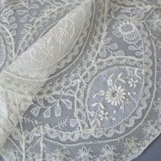 Antique Creamy French Normandy Lace 16 " Centerpiece Mat W Embroidered Flowers