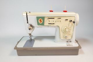 Vintage Singer Stylist 476 Zig Zag Heavy Duty Sewing Machine -