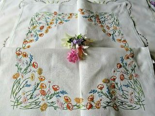 Vintage Hand Embroidered Tablecloth - Circle Of Tiny Flowers