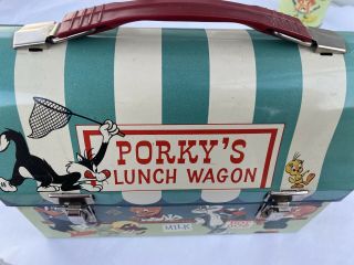 Vintage 1959 Porky’s Lunch Wagon Dome Lunchbox With Thermos Looney Tunes 2