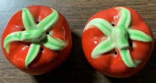 vintage tomato salt and pepper shakers 1 3/4 Inches Tall 2