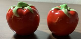 vintage tomato salt and pepper shakers 1 3/4 Inches Tall 3