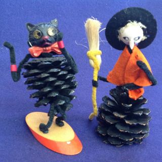 Rare Vintage Halloween Party Favor Decoration Black Cat And Witch Pine Cone