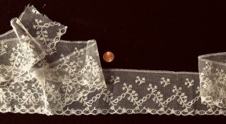19th C.  Handmade Mechlin Bobbin Lace Edging - Trailing Floral Design