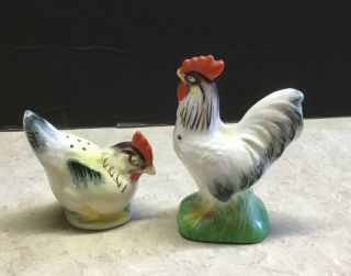 Vintage Rooster And Chicken Salt And Pepper Shakers Japan