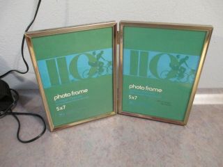 Vintage Double Hinged Gold Metal Folding 5x7 " Photo Picture Frames - Euc -