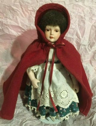Vintage 1985 Avon Fairy Tale Porcelain Doll Little Red Riding Hood W/stand - Vgc