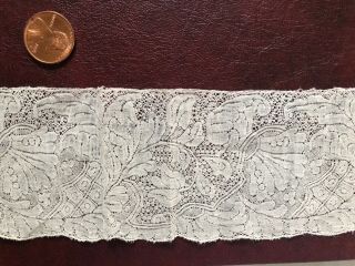 C.  1700 - 1720 Binche Bobbin Lace Edging - Bizarre Silk Design