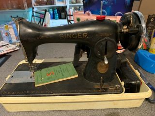 Vintage Singer Sewing Machine Model 15 - 90 And Case