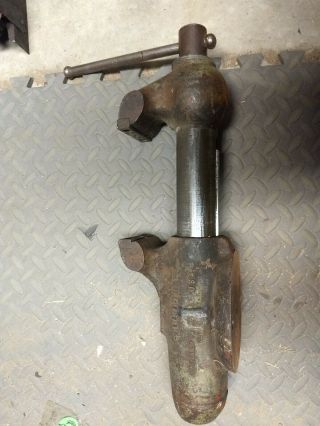 Vintage 3 - 1/2 " Wilton Bullet Vise 3.  5 Machinist 350 Usa Mechanic Blacksmith Tool