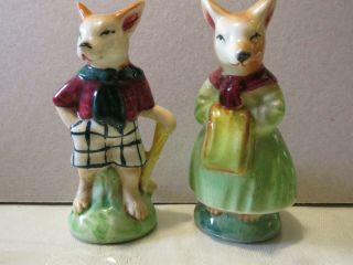 VINTAGE Ceramic FOX Salt and Pepper Set Hand Painted Mr.  and Mrs.  Fox Awesome 2