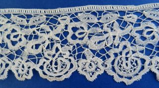 A 74 " (188cm) Length Of Victorian Honiton Lace - 3 1/8 " (8cm) Deep