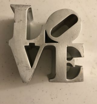 Vtg.  Robert Indiana Polished Aluminiu " Love " Sculpture 3×3 Paper Weight