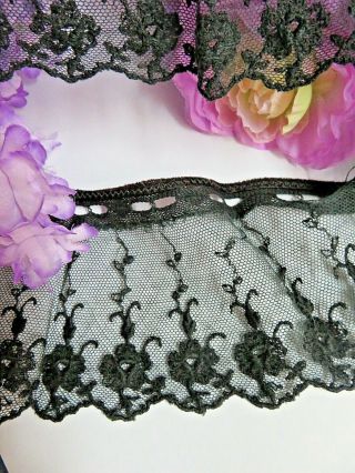 Antique Victorian Era Flounce Tambour Embroidered Net Lace Eyelet Trim 58 X 3.  5 "