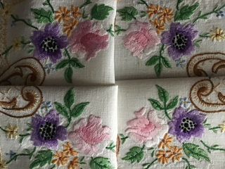 VINTAGE LINEN HAND EMBROIDERED TRAY CLOTH ROSES/ANEMONES/DAISIES 3