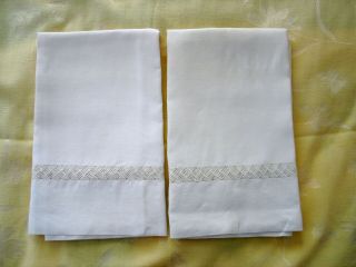 Antique Vintage Linen Set Of 2 Pillowcases