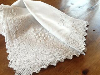 Antique Vintage White Linen And Lace Table Cloth Afternoon Tea Cloth