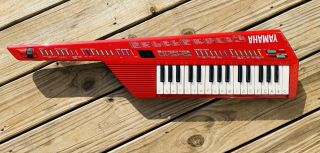 Vintage Yamaha Shs - 10r Fm Digital Keytar Red Keyboard With Midi Great
