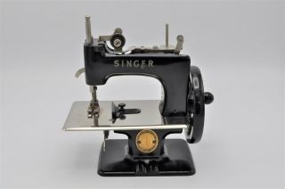 Vintage Singer Mini Childs Hand Crank Sewing Machine 29952 Black Usa Antique