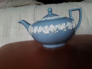 Vintage Wedgwood Of Etruria Barlaston Blue White Teapot Queens Ware Wedgewood