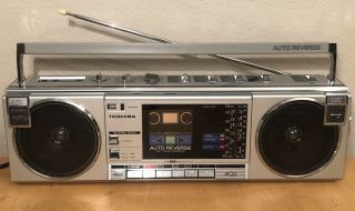 Vintage Toshiba Boombox Rt - Sf5 Radio Aux