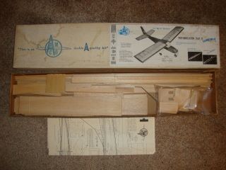 Vintage Aamco H - Ray R/c Model Kit,  50 Inch Wing Span For.  09 To.  15 Engines