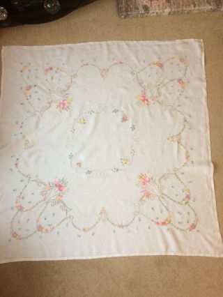 Lovely Vintage Hand Embroidered Linen Tablecloth 50 X49 Inches