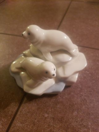 Otagiri Japan Two Baby Arctic Seals On Ice Porcelain Figurine
