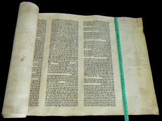 Complete Torah Bible Genesis Large Vellum Scroll Judaica Europe 100 Years Old