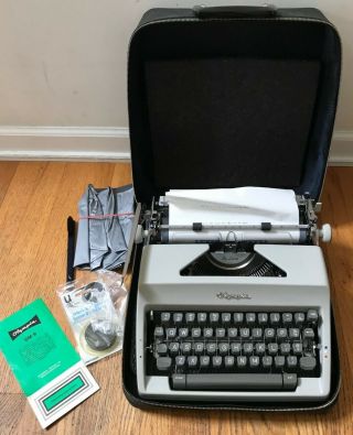 Vintage Olympia Sm9 Deluxe Portable Typewriter With Soft Black Case