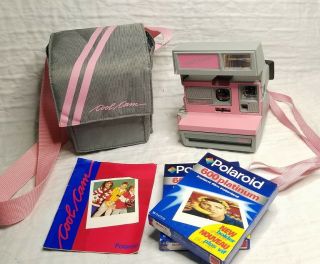 Vtg 80s Polaroid 600 Cool Cam Instant Film Camera Pink,  Carrying Bag
