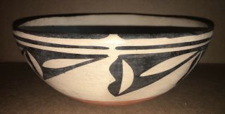 Vintage Kewa - Santo Domingo Pueblo Pottery - signed Mary Edan Tenorio 3