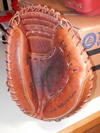 Very Fine Vintage Rawlings Gold Glove Series,  Pro - Ltf Catcher 