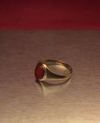 Vintage 9ct Gold Oval Carnelian Ring Size O Fully Hallmarked London 1978.