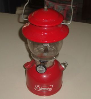 Vintage Coleman 9/76 200a Red Single Mantle Clear Globe Lantern