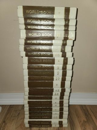 Vintage 1972 World Book Encyclopedia Complete Set 22 Volumes