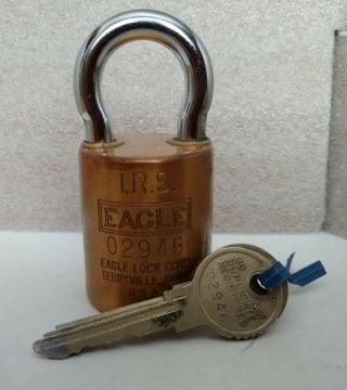 Dazzling - Vintage Irs Eagle Supr - Security Brass Barrel Padlock 02946 W/2 Keys