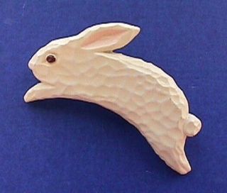 Hallmark Pin Easter Vintage Bunny Rabbit Folk Art White Wood Look Holiday Brooch