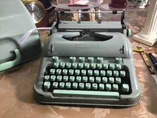 Vintage 1959 Hermes 3000 Portable Typewriter Case 3014289