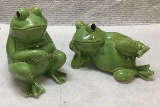 Adorable Vintage Frog Porcelain Salt & Pepper Shakers