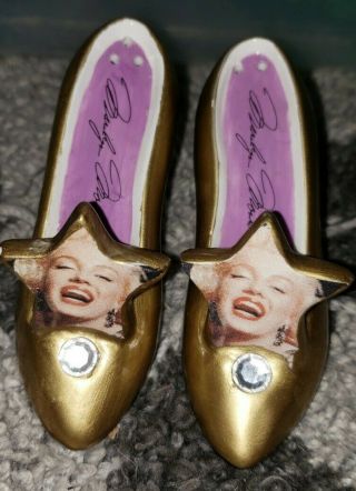 Marilyn Monroe Salt And Pepper Shakers Gold High Heels Vandor