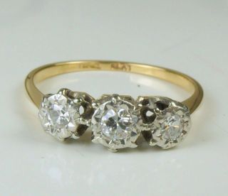 Stunning Vintage 1940s,  18ct Gold,  Platinum 3 Stone Diamond Ring Size M
