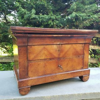 Antique Salesman Sample Miniature Chest Of Drawers Dovetailed Inlaid Escutcheon