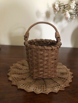 Antique Primitive Small Basket Woven Wood Handle Estate Find