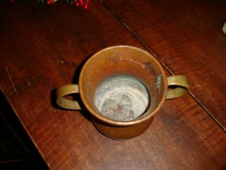 AN EARLY,  AMERICAN COLONIAL PERIOD,  HAND DOVETAILED COPPER TAVERN MUG 2 HANDLES 2