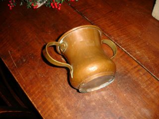 AN EARLY,  AMERICAN COLONIAL PERIOD,  HAND DOVETAILED COPPER TAVERN MUG 2 HANDLES 3