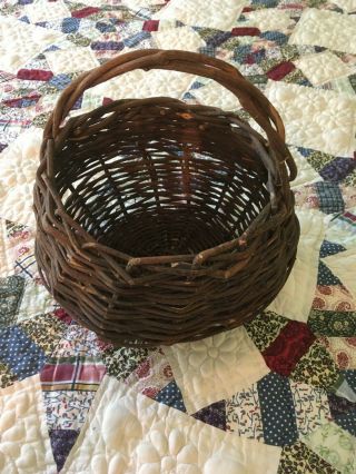 Antique Primitive Hand Woven Farmhouse Egg Gathering Basket 1890 